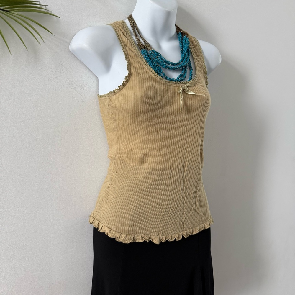 Y2k 2000s ribbed lace lettuce trim tank